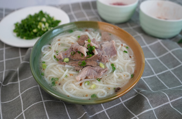 那坡原味汤粉王培训